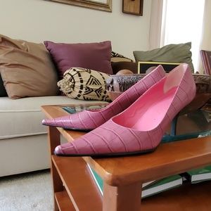 Marshall Field Pink Leather Pump